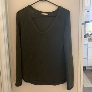 H&M V-neck women’s sweater size small
